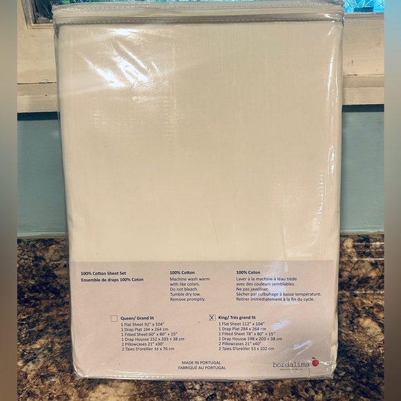 King Sheet Set, Made in Portugal, White sheets with embroidered cuff - Picture 2 of 9